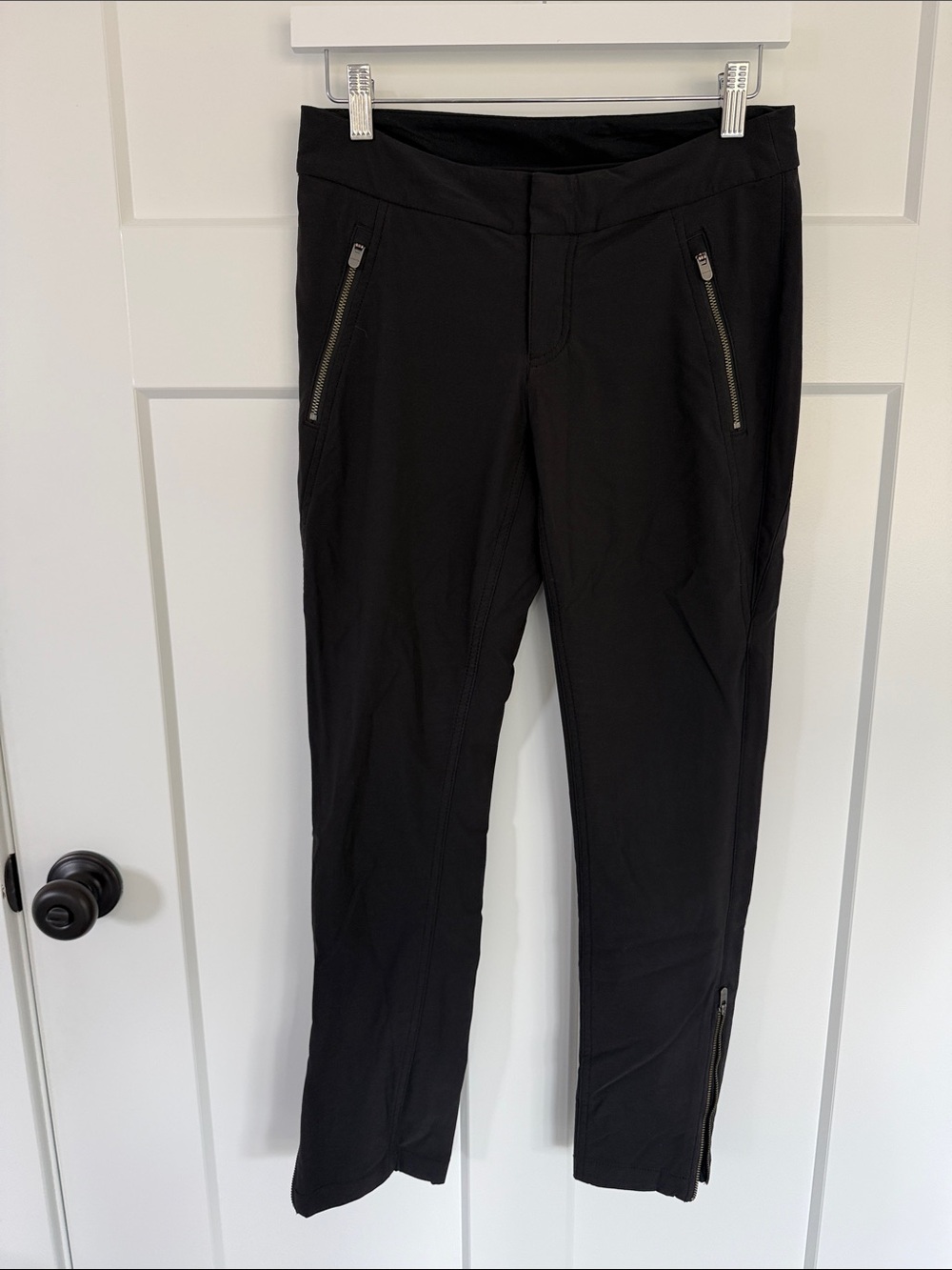 Athleta Low Rise Black Performance Chic Pants